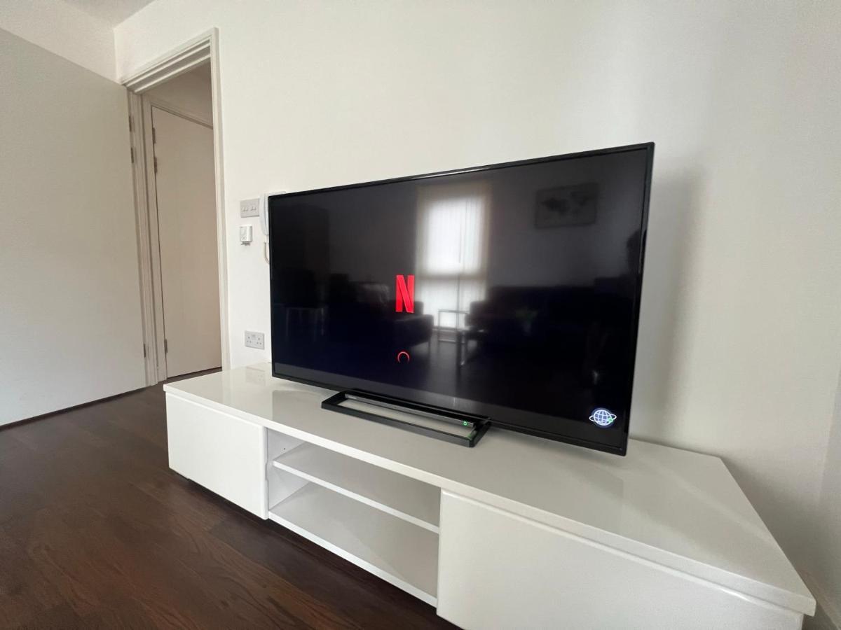 Modern 2Br 2Ba Apt Wparking Sleeps 6 Comfortably Londyn Zewnętrze zdjęcie